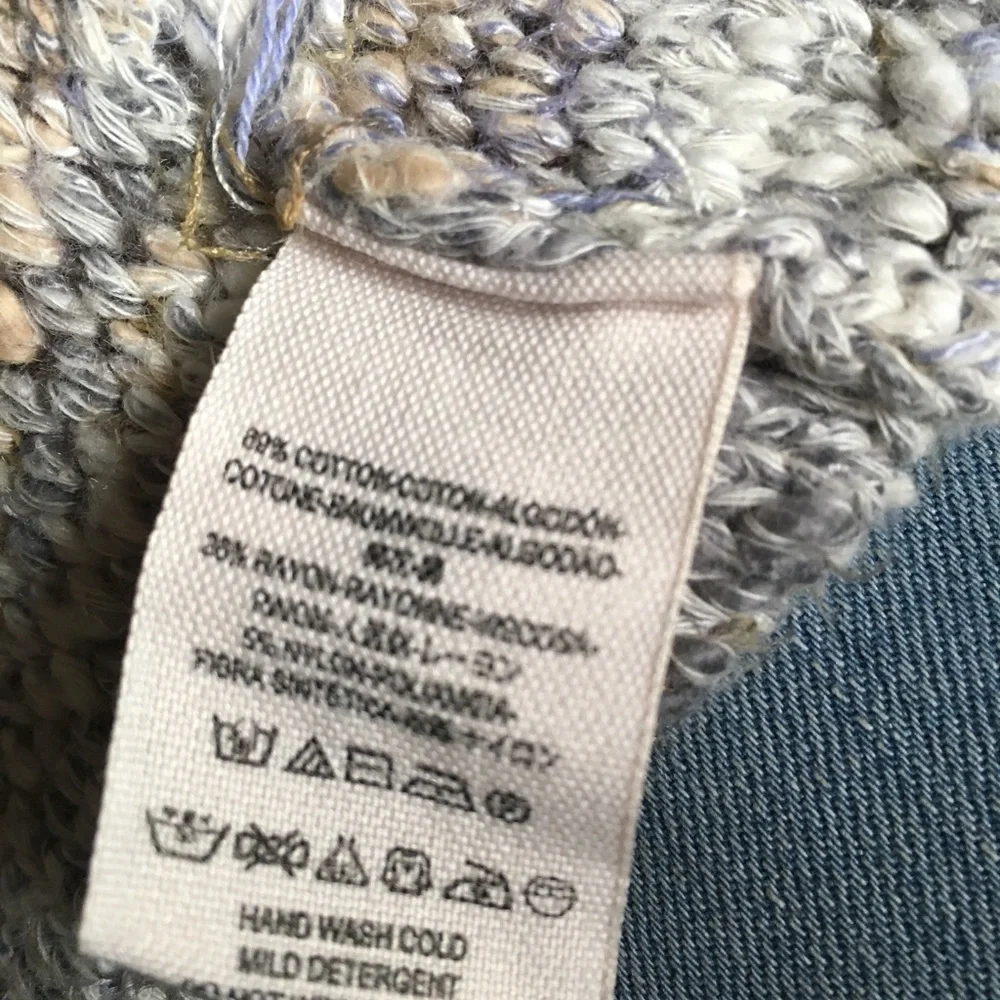 🍃FREE PEOPLE 🍃 cotton zip up sweater. - Picture 6 of 10